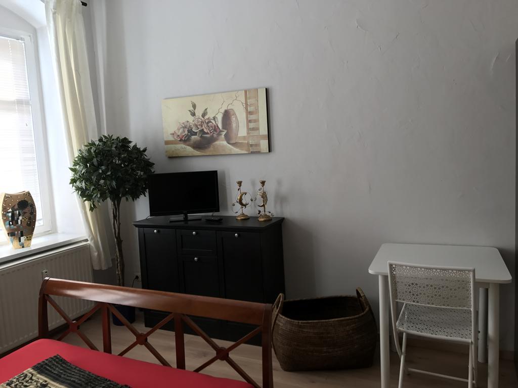 Ferienwohnung Residenz Bis 6 Gaeste , Ferienwohnung Dresden Bis 4 Gaeste, Ferienwohnung Elbflorenz Bis 2 Gaeste Esterno foto