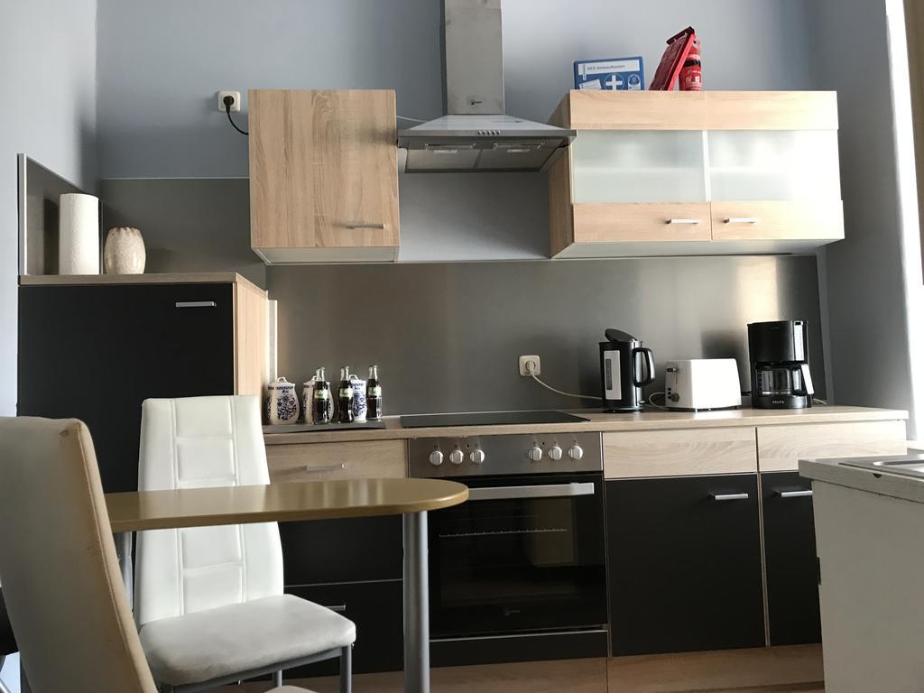 Ferienwohnung Residenz Bis 6 Gaeste , Ferienwohnung Dresden Bis 4 Gaeste, Ferienwohnung Elbflorenz Bis 2 Gaeste Esterno foto