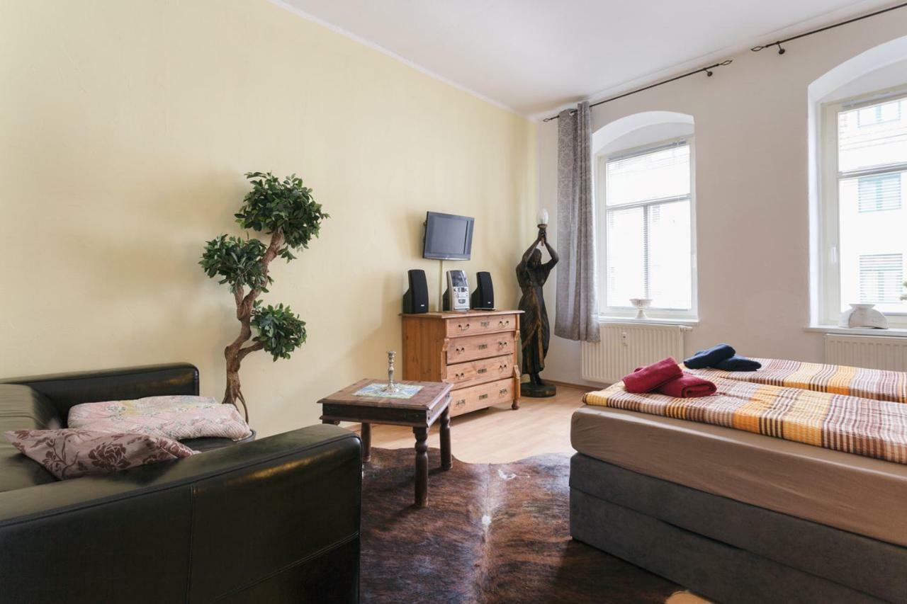 Ferienwohnung Residenz Bis 6 Gaeste , Ferienwohnung Dresden Bis 4 Gaeste, Ferienwohnung Elbflorenz Bis 2 Gaeste Esterno foto