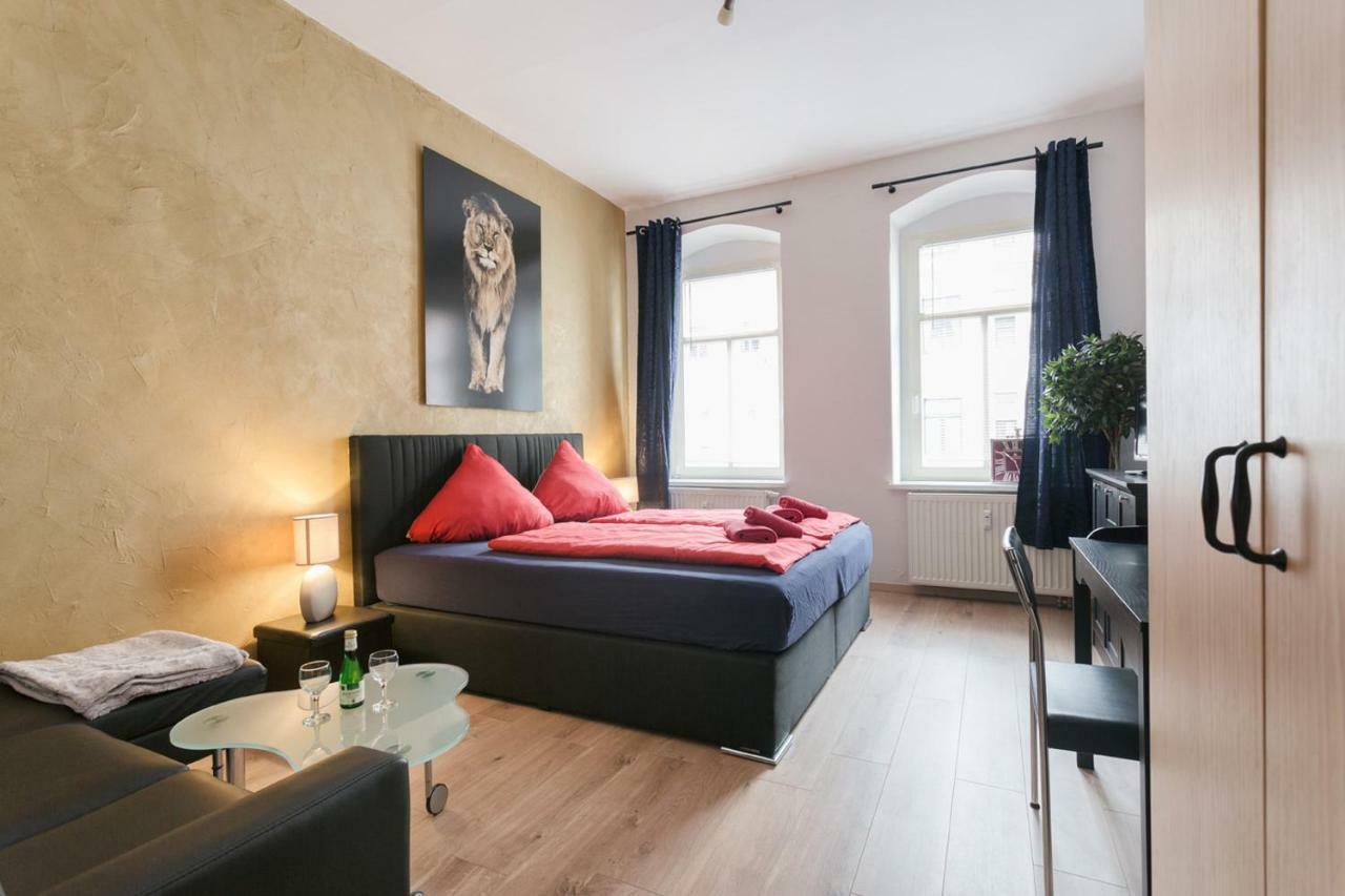 Ferienwohnung Residenz Bis 6 Gaeste , Ferienwohnung Dresden Bis 4 Gaeste, Ferienwohnung Elbflorenz Bis 2 Gaeste Esterno foto