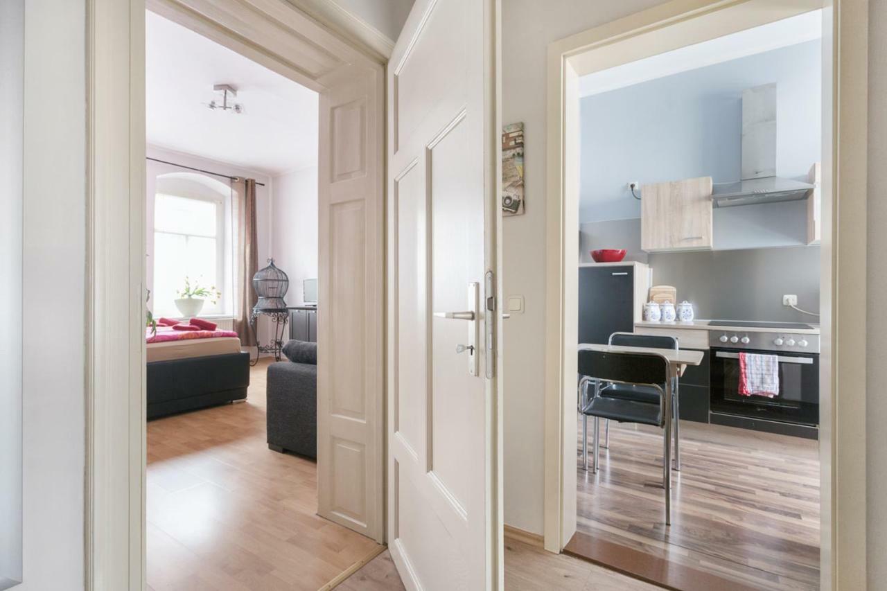 Ferienwohnung Residenz Bis 6 Gaeste , Ferienwohnung Dresden Bis 4 Gaeste, Ferienwohnung Elbflorenz Bis 2 Gaeste Esterno foto