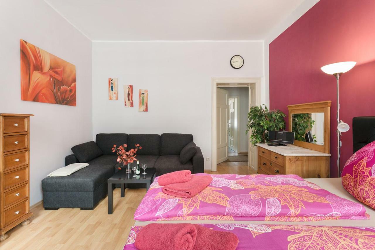 Ferienwohnung Residenz Bis 6 Gaeste , Ferienwohnung Dresden Bis 4 Gaeste, Ferienwohnung Elbflorenz Bis 2 Gaeste Esterno foto